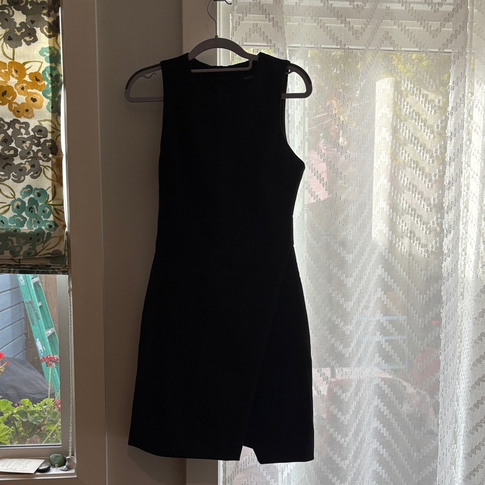 Banana Republic Elegant Black Mini Dress - Picture 2 of 3